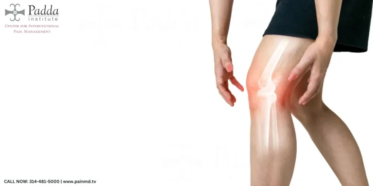Person holding a knee with the joint highlighted in white
