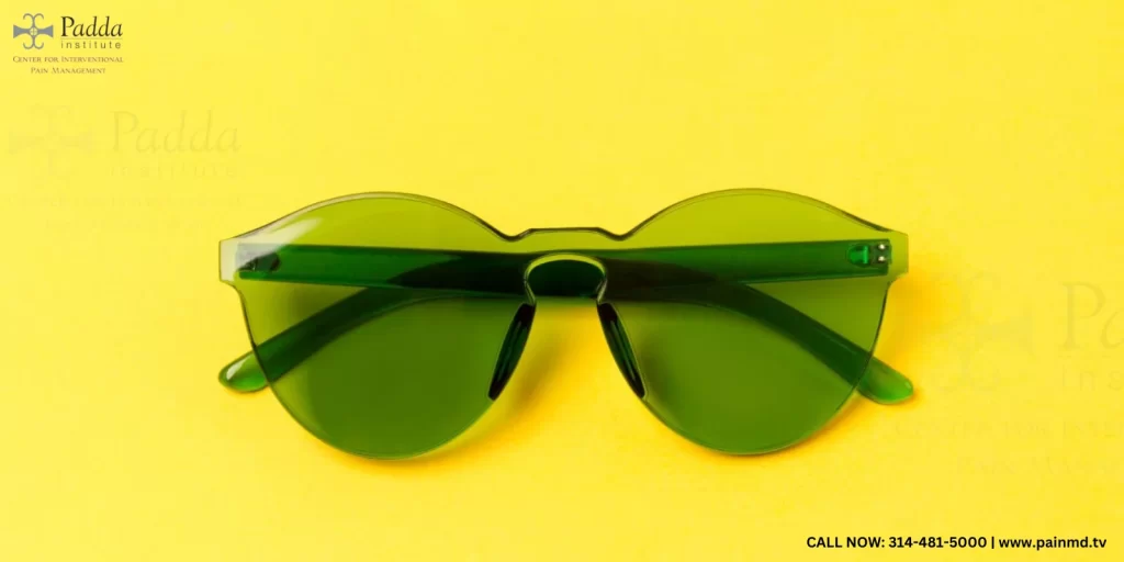 Green Sunglasses Help Those Living With Fibromyalgia and Anxiety